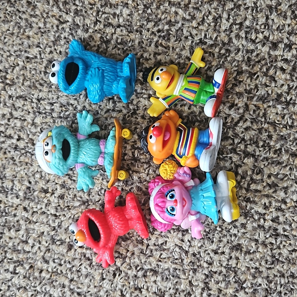SESAME STREET Playskool lot of 6 figures
